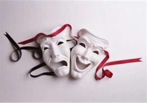 حمید امجد در نشست خبری نمایش «سه خواهر و دیگران»: نخواسته‌ام تئاتری تولید کنم که بخواهد در خدمت ابتذال باشد